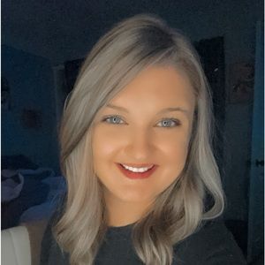 Meet your Posher, Cassandra